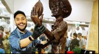 Obra em chocolate presta homenagem aos produtores na 12ª Rondônia Rural Show Internacional - Foto: Reprodução site dizrondonia