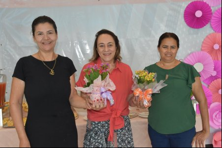 Café da manhã na GIMA em Ariquemes em comemoração DIA DAS MÃES com sorteio de brindes
